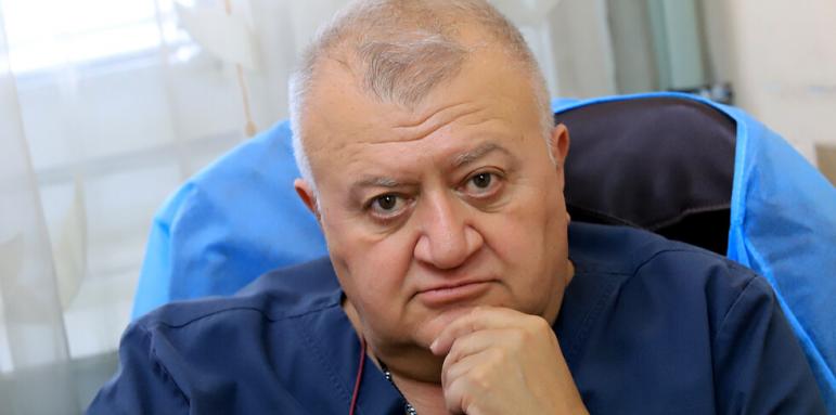 Отиде си светило в хирургията. Спасил е хиляди